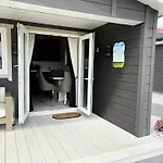 Danu Escape Camping *